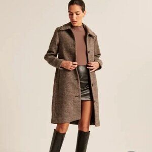 Aberchrombie & Fitch Coat in Size S Brown